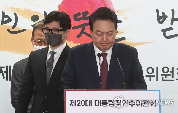 윤석열 대통령과 한동훈 법무장관(왼쪽). 사진=연합뉴스